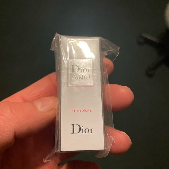 Assorted Perfume Collection Perfume Mini Bundle - Picture 12 of 12